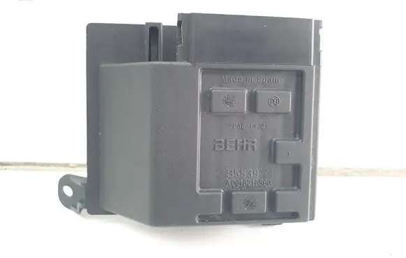 Mercedes-Benz Vito Viano W639 Heater blower motor/fan resistor A0018216560 B5539