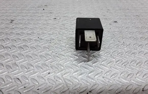 Volvo S70 V70 V70 XC Other relay 9441158