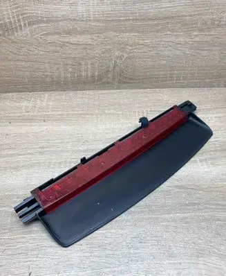Audi A6 S6 C6 4F Third/center stoplight 4F5945097 3C3X13A613