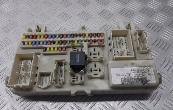 Ford Focus Fuse box set 4M5T-14A073-CF