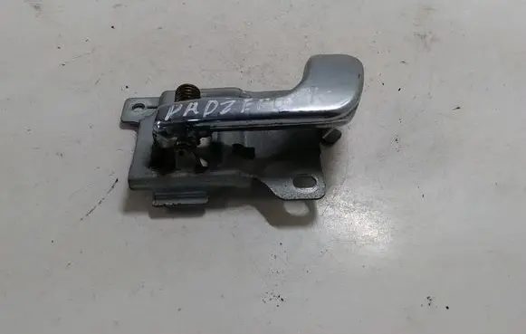 Mitsubishi Pajero Front door interior handle