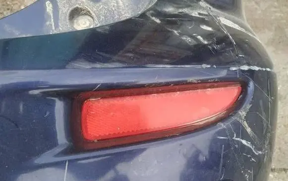 Mazda 5 Rear tail light reflector 