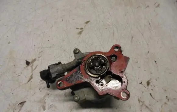 Opel Vivaro Thermostat housing 