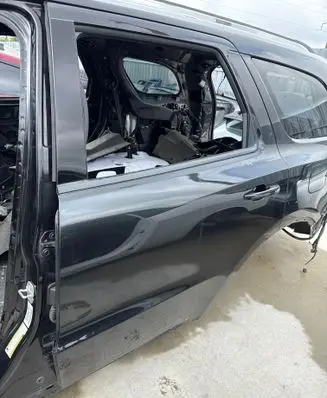 Dodge Durango III Rear door