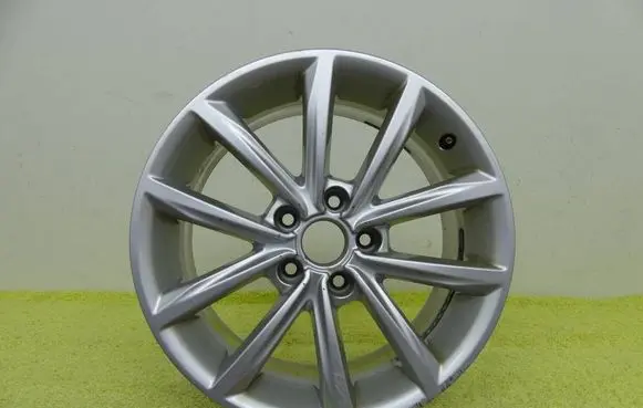 Audi TT TTS RS Mk3 8S R17 alloy rim 8J0601025BE
