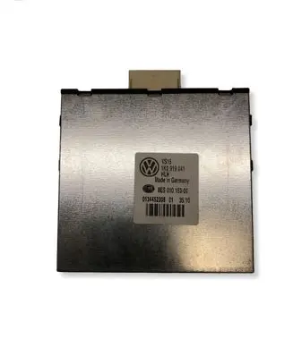 Volkswagen Tiguan Power management control unit 1K0919041 8ES01015300