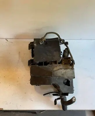 Nissan Qashqai Fuse module 284B7JD00B 24383JD00A
