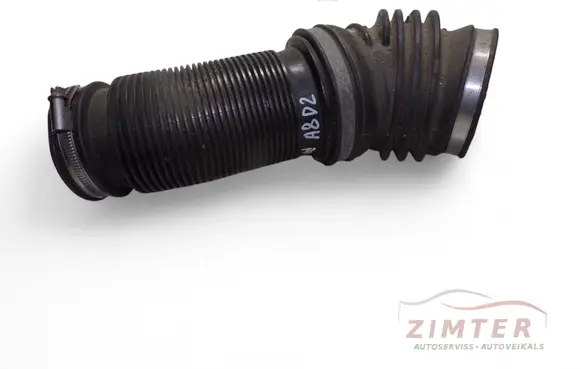 Audi A8 S8 D2 4D Air intake hose/pipe 8D0129627 077129627A