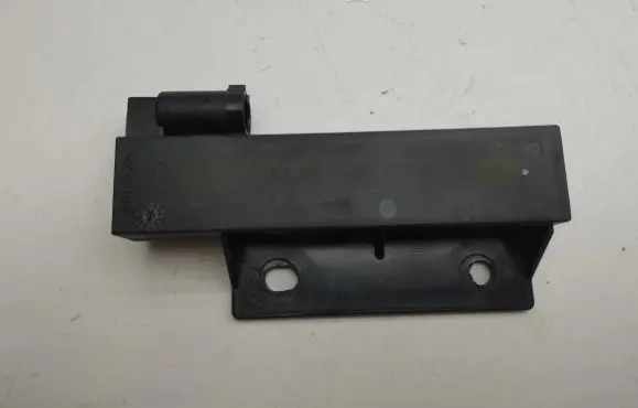 Jeep Cherokee Keyless system antenna P68186636AA