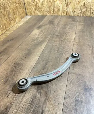 Mercedes-Benz C W205 Rear control arm 20409