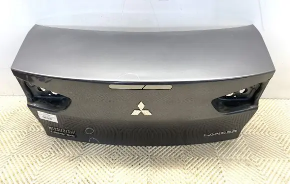 Mitsubishi Lancer VIII Tailgate/trunk/boot lid