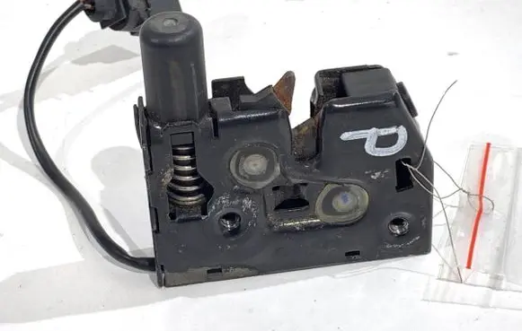 Audi A6 C7 Engine bonnet/hood lock/catch 
