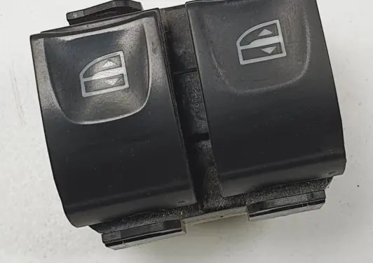 Dacia Duster II Quarter vent window switch 254118722R