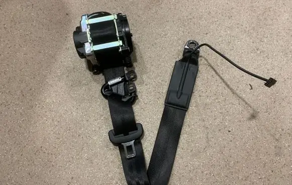 Audi S5 F5 Front seatbelt 8W7857705F 8F0857731