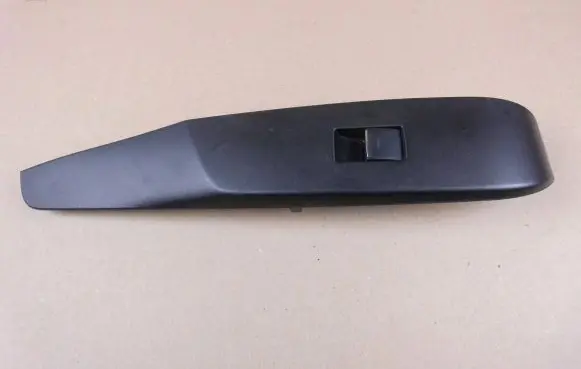 Toyota Camry VIII XV70 Electric window control switch 7423133540
