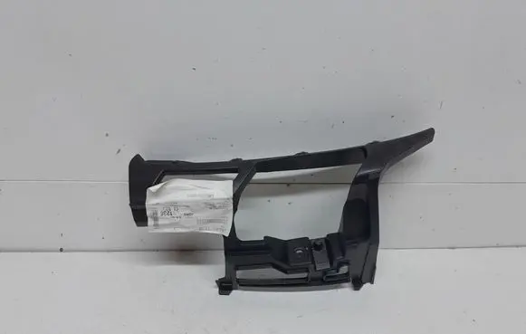 Front bumper mounting bracket