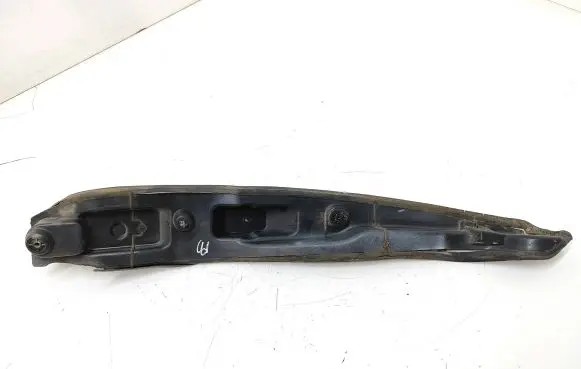 Peugeot 508 RXH Fender end trim 9686748680