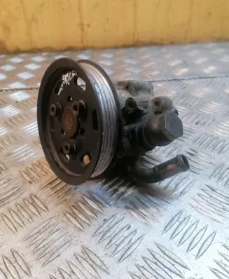 Skoda Superb B5 (3U) Power steering pump 038145255D