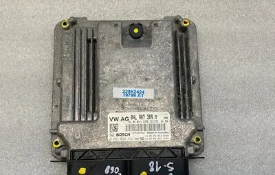 Skoda Superb B8 (3V) Engine control unit/module 0281030462 04L906026NA