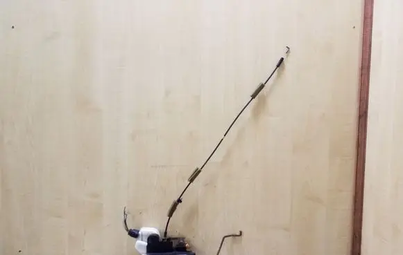 Mitsubishi Space Wagon Front door lock