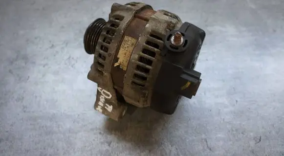 Land Rover Discovery 4 - LR4 Generator/alternator AH22-10300-AB