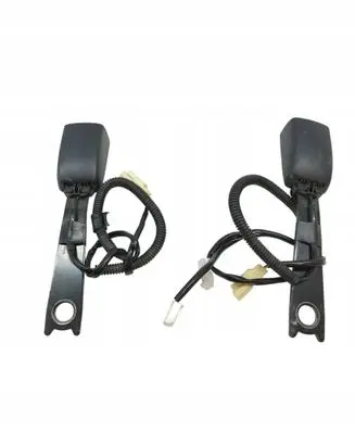 Toyota Avensis T270 Front seatbelt buckle 