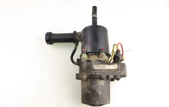 Peugeot 307 Power steering pump 9654151180