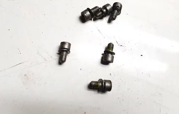Opel Zafira B Nuts/bolts 282578de a200319000k