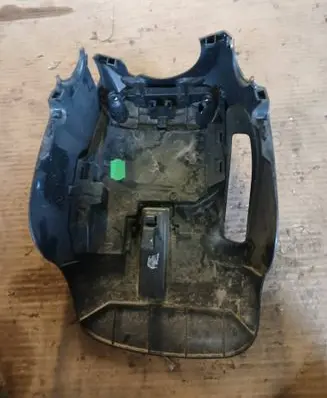 Renault Megane IV Steering wheel column trim 484728371R