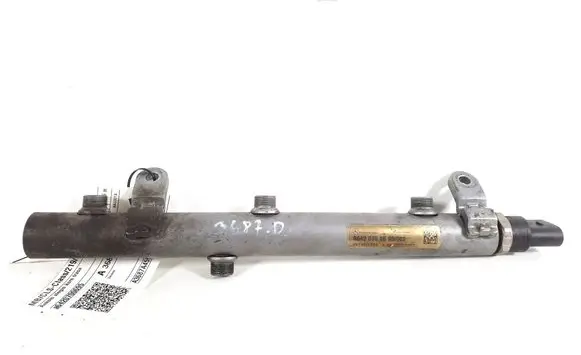 Mercedes-Benz CLS C219 Fuel main line pipe a6420700695