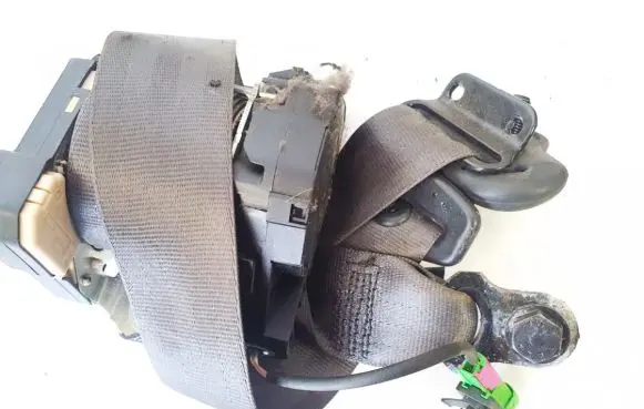 Chevrolet Epica Front seatbelt 3401076 303479