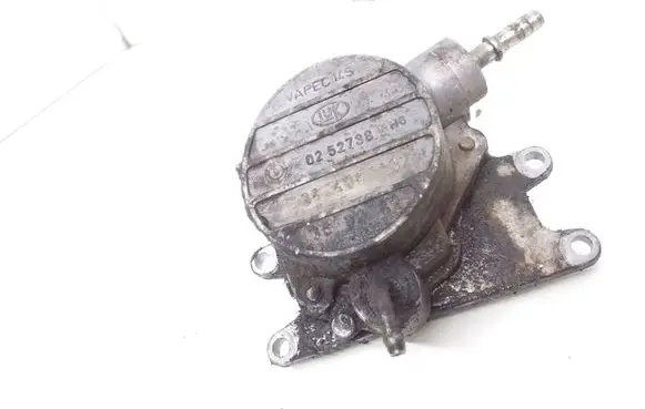 Opel Astra G Vacuum pump 24406132 0252738