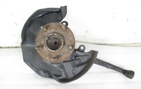 Lexus IS 200-300 Front wheel hub spindle knuckle