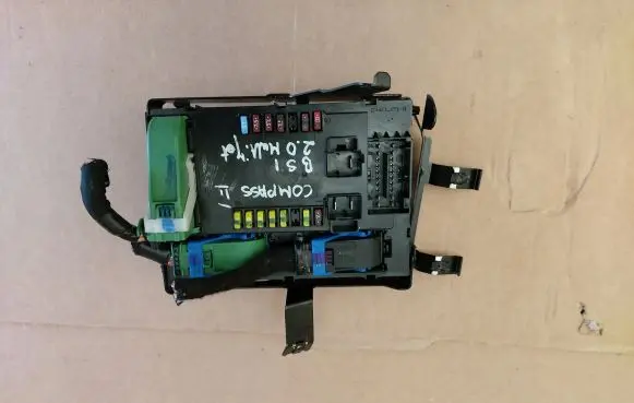 Jeep Compass Fuse module