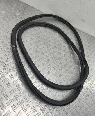 Volkswagen Touran III Front door rubber seal 5TA867911B