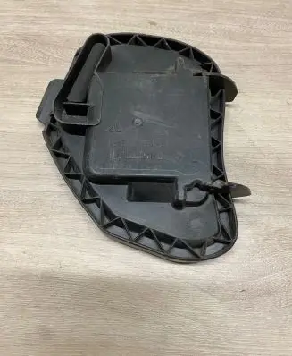 Volkswagen Touran I Headlight/headlamp dust cover 1305239234
