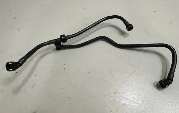 BMW 3 F30 F35 F31 Breather hose/pipe 7645858 8605160