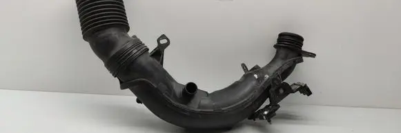 Citroen C5 Turbo air intake inlet pipe/hose M06021A152 9685506980