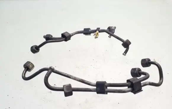 Volkswagen Sharan Fuel injector supply line/pipe 