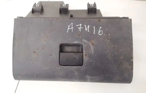 Volkswagen Fox Glove box 5z0857097 5z0857101