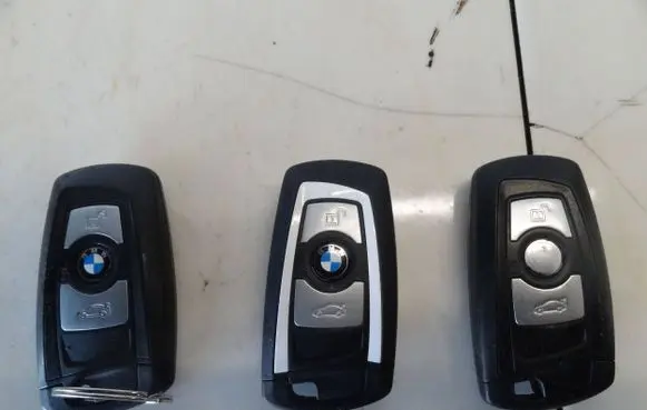 BMW 2 F45 Ignition key/card 
