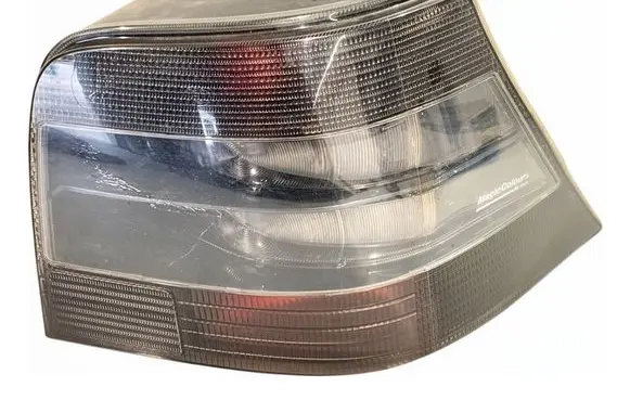 Volkswagen Golf IV Rear/tail lights HELLAMAGICCOLOURS