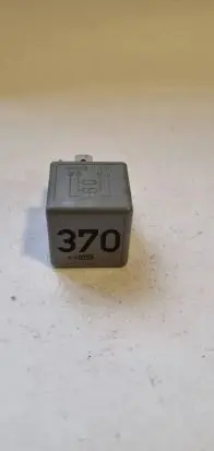 Audi A4 S4 B5 8D Other relay 8D0951253 V23134J52X300
