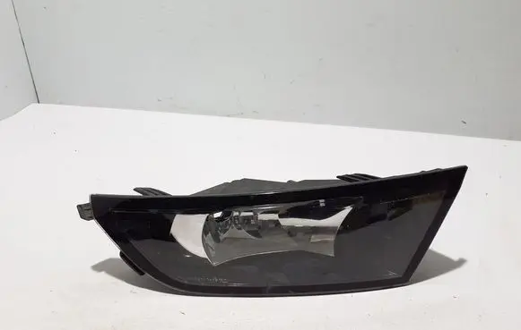 Skoda Fabia Mk3 (NJ) Front fog light 6V0941699A