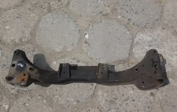 BMW 3 E46 Front axle beam