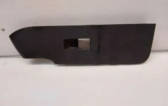 Chevrolet Captiva Front door window switch trim 201003484