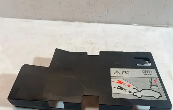 Audi A6 S6 C6 4F Battery box tray cover/lid 4F0915429C