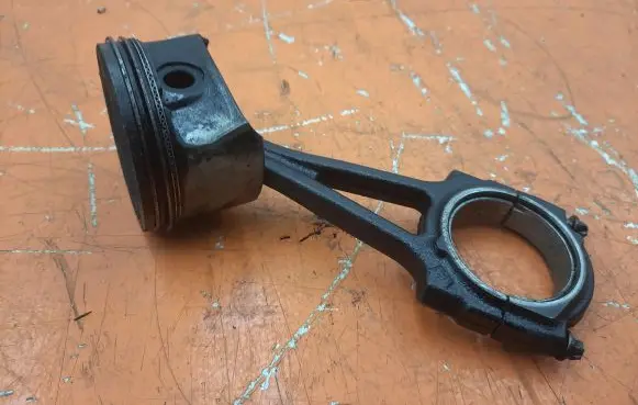 Opel Agila A Piston 