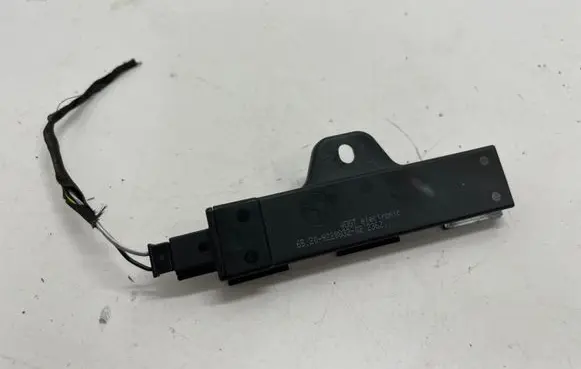 Interior comfort aerial antenna