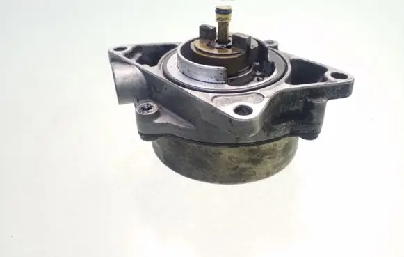 Audi A6 S6 C5 4B Vacuum pump 057145100B 01T2220063 72260807A